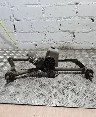 Peugeot 206 CC Front wiper linkage and motor 3397020578