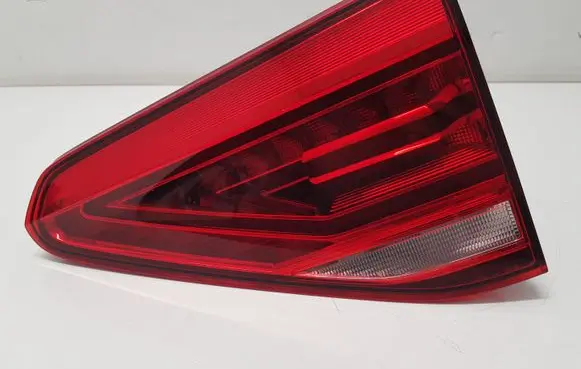 Volkswagen Touran III Tailgate rear/tail lights 5TA945308B 90059918A