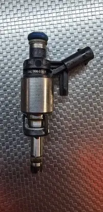 Audi A3 S3 8V Fuel injector 06L906036H