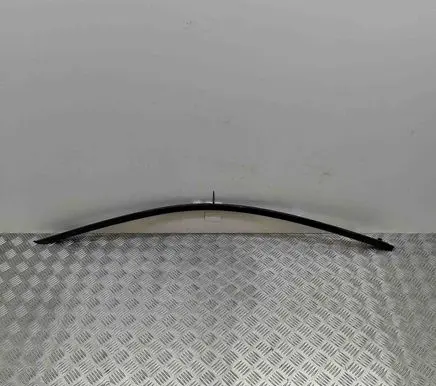 BMW 2 F22 F23 Front door glass trim molding 7284415
