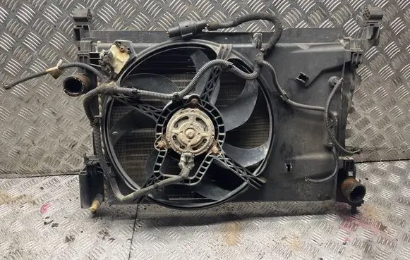 Toyota Corolla E120 E130 Fan set 