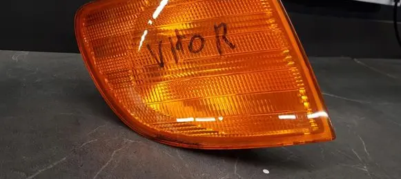 Mercedes-Benz Vito Viano W638 Front indicator light 6388200121K3
