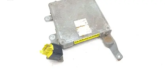 Mazda 323 F Engine control unit/module