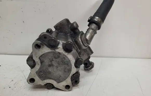 BMW 3 E90 E91 Power steering pump 91128
