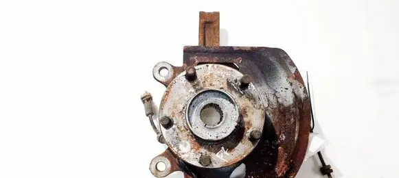 Nissan Qashqai Front wheel hub 