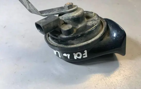 BMW 7 F01 F02 F03 F04 Horn signal 7182134