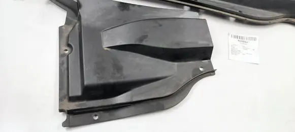 Chevrolet Camaro Wiper trim 