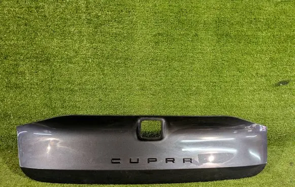 Seat Leon IV Trunk/boot side trim panel