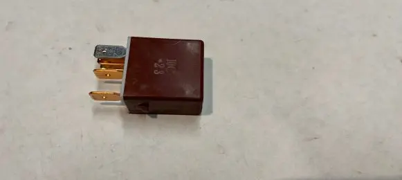 Lexus IS 200-300 Other relay 9098704004