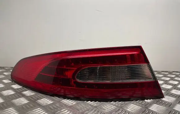 Jaguar XF X250 Rear/tail lights 8X2313405BD