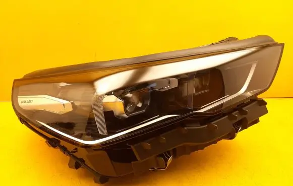 BMW 5 G60 Headlight/headlamp 5A798C4