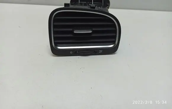 Volkswagen Golf VI Dashboard side air vent grill/cover trim 5K0819704 5K0819710