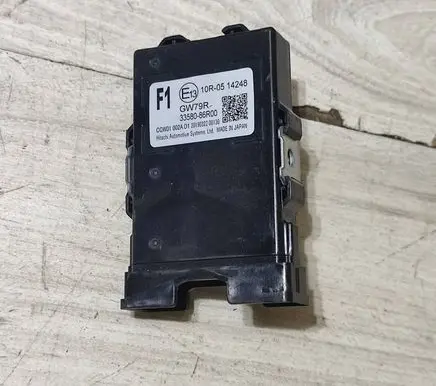 Suzuki Vitara (LY) Immobilizer control unit/module 3358086R00 2019032200130