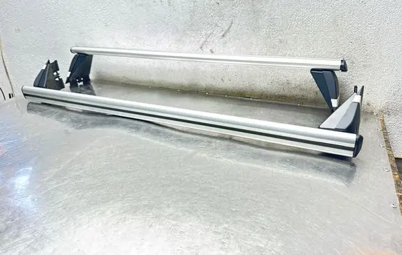 Opel Zafira B Roof bar rail 93199010