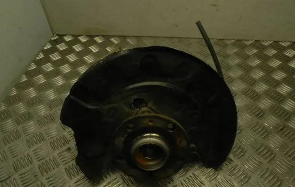 Skoda Octavia Mk3 (5E) Front wheel hub 5Q0615312G