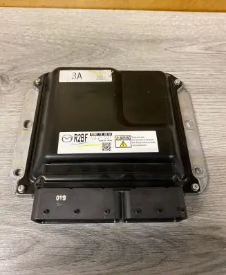Mazda 6 Engine control unit/module 2757000190