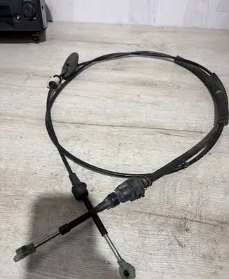 Chevrolet Alero Gear shift cable linkage 22616589