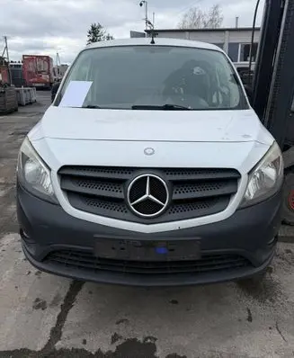 Mercedes-Benz Citan W415 Front piece kit 