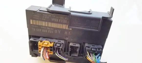 Volkswagen Touran I Comfort/convenience module 1k0959433bl 1t1971858