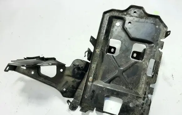 Opel Insignia B Battery box tray 84221669 84221668