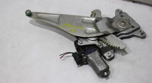 Suzuki SX4 Rear door window regulator with motor 8353079J00 2621004050
