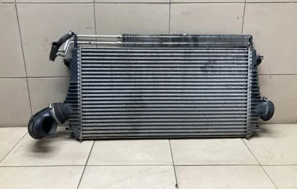 Opel Insignia A Intercooler radiator 13241751