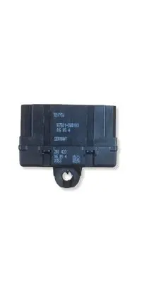 Toyota Avensis T250 Seat heating relay 875010W0100