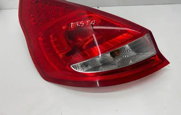 Ford Fiesta Rear/tail lights 8A6113405A