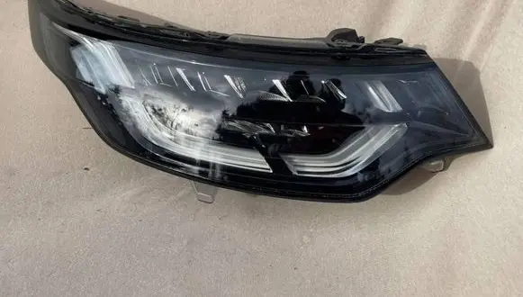 Land Rover Discovery 5 Headlight/headlamp HK6213W029