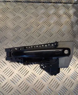 Audi A1 Front door lock PA6GF30