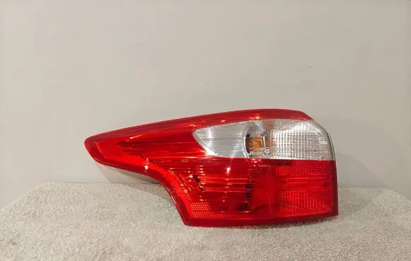 Ford Focus Rear/tail lights BM5113405G BM5113405H