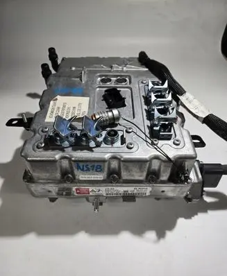 Volkswagen Touareg II Voltage converter inverter 7P0907080D