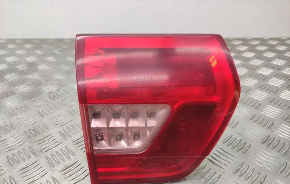 Citroen C5 Tailgate rear/tail lights 9681074380