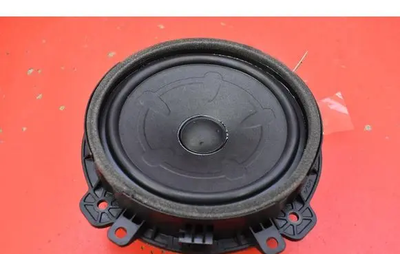 KIA Sportage Subwoofer speaker 96330R2000