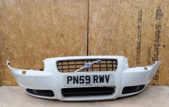 Volvo XC70 Front bumper 30787333 30787336