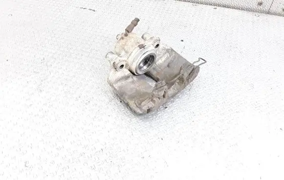 Volkswagen PASSAT B6 Front brake caliper