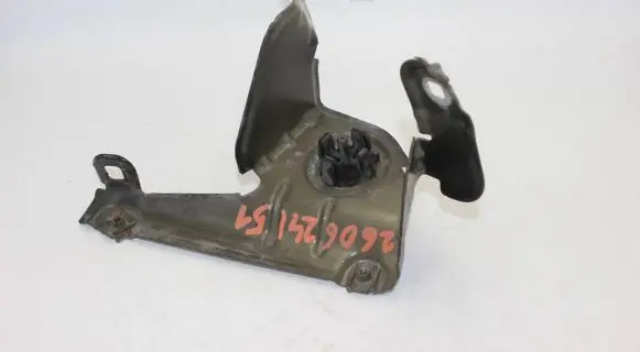 BMW X3 F25 Fender mounting bracket 758061982A
