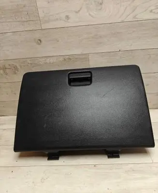Mitsubishi Outlander Glove box 