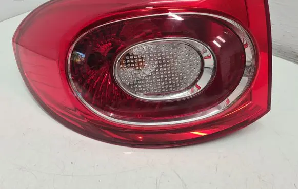 Volkswagen Tiguan Rear/tail lights 5N0945095H