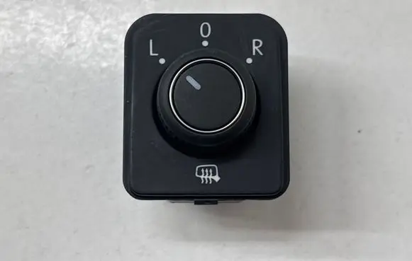 Volkswagen Jetta VII Wing mirror switch 3G0959565A B50525 85052504