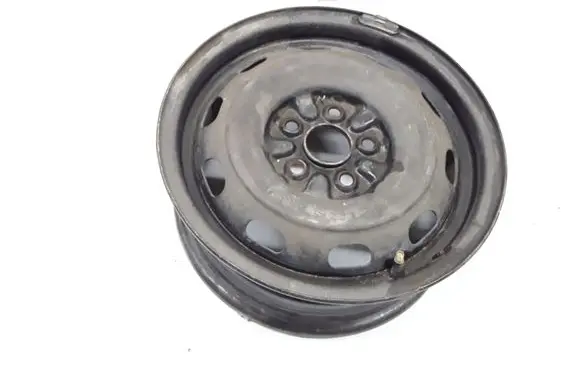 Toyota Avensis T220 R14 steel rim 