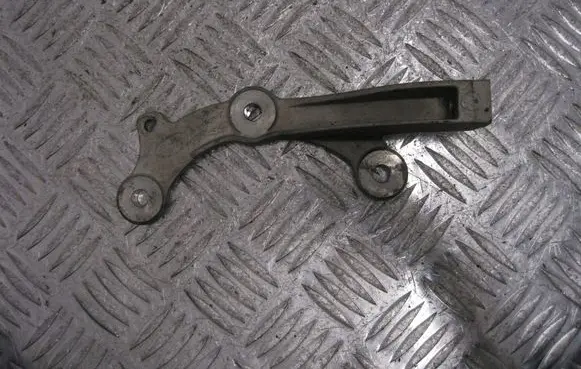 Peugeot Partner III Engine mount bracket L8D26J060BA