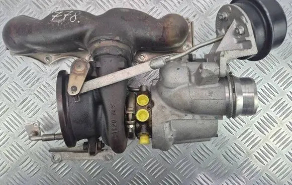 BMW 5 F10 F11 Turbo 7588938 7609210 12052100014