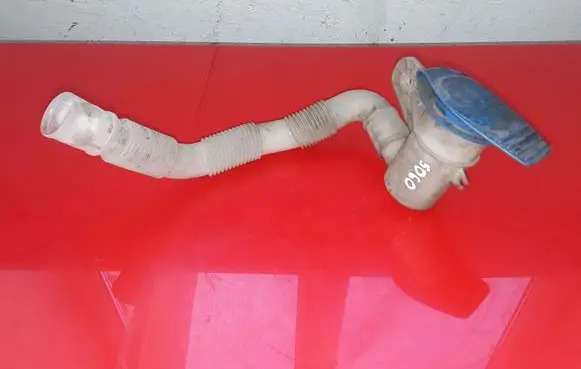 Volkswagen Golf V Window washer liquid tank fill tube HP02