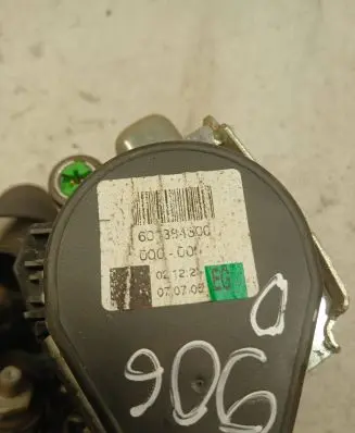 Mercedes-Benz Sprinter W906 Front seatbelt A9068600485