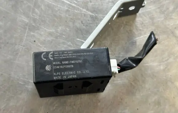 Nissan Juke I F15 Tire pressure control unit TWD1G791