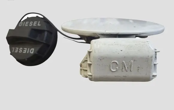 Hyundai Santa Fe Fuel tank cap 695102B000