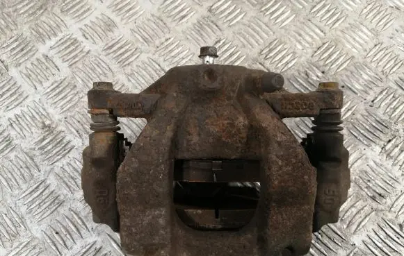 Toyota Auris 150 Front brake caliper 4775002360 4772209120
