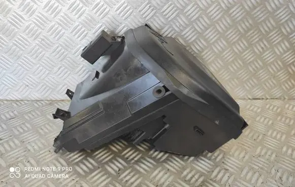 Peugeot Partner Fuse box set 9658447380 9658418180