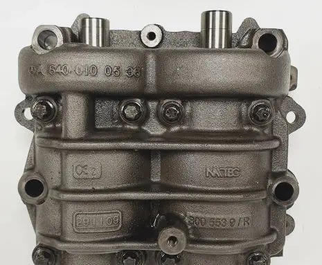 Mercedes-Benz A W169 Oil pump A6400100536